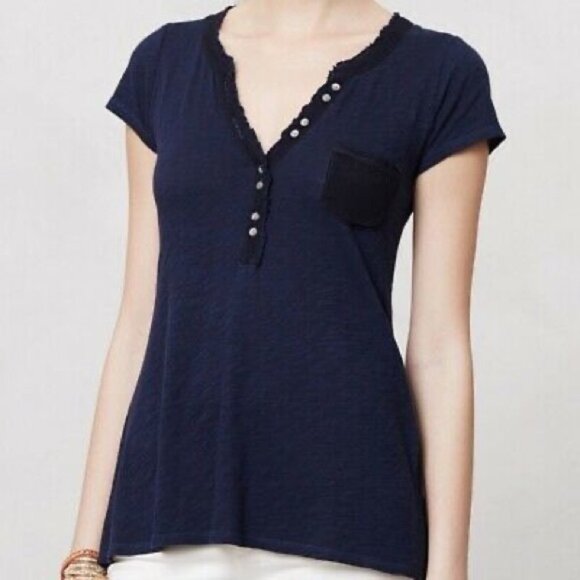 Anthropologie‎ Large L Paper Locket Navy Blue V-Neck Front Pocket Hi Low Shirt - Picture 1 of 6